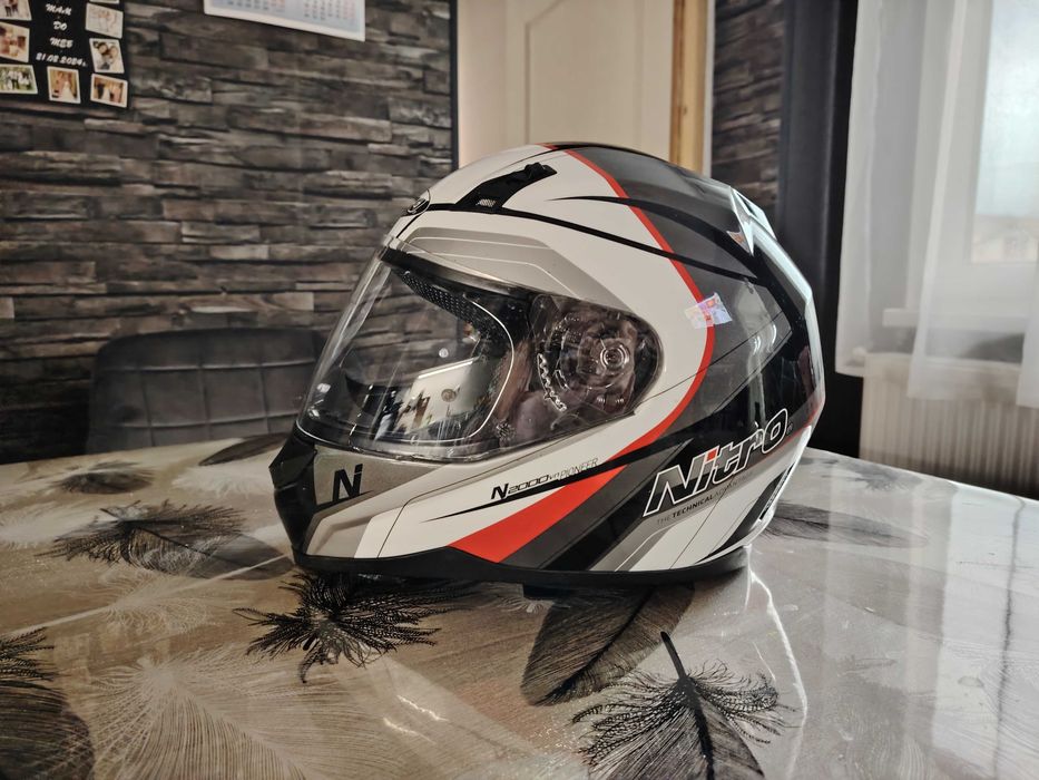 Мото каска Nitro