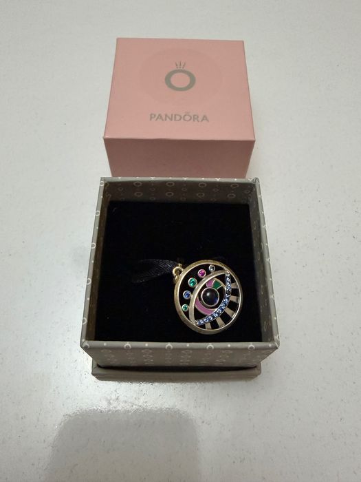 Pandora ME талисман