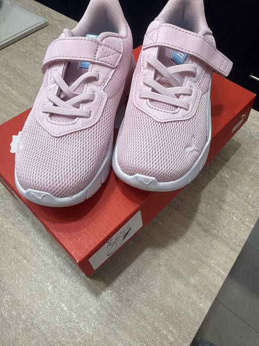 Чисто нови детски маратонки Puma Softfoam 31