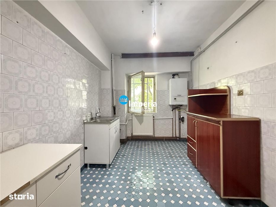 Apartament 3 camere Podul de Fier