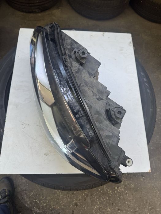 Фар за Фолксваген /VW Touran