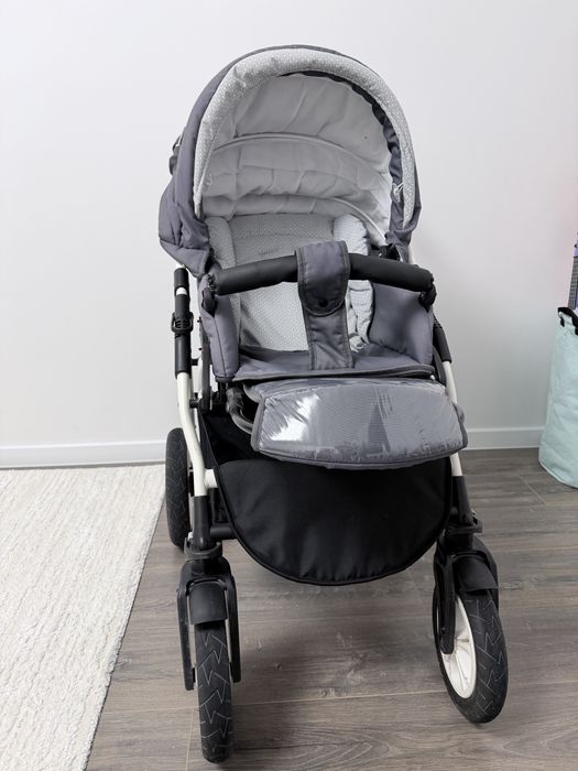 Продам коляску фирма Indigo