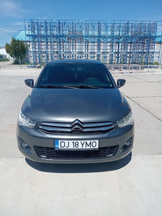Vând Citroen C-Elysee