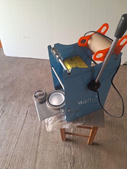 Продам пластмассовые стоканы 300 м.л