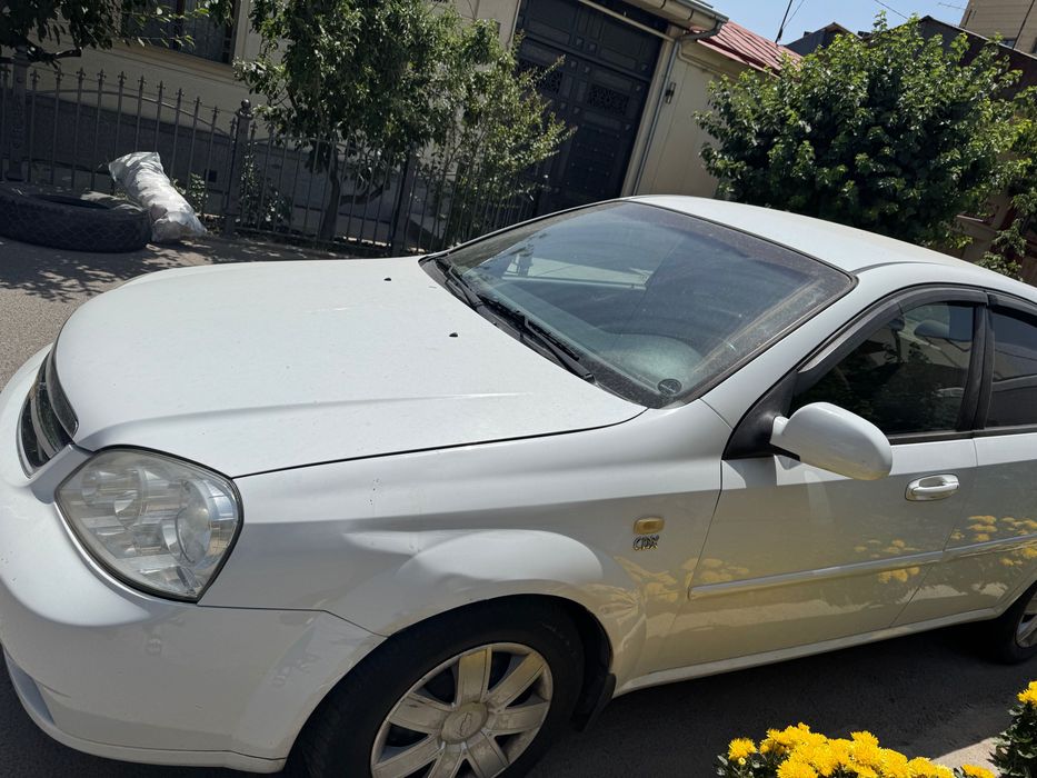 Lacetti 1.8 MT 2011