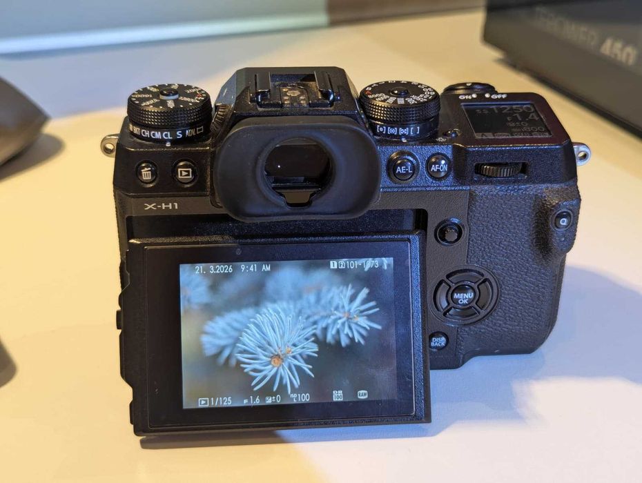 デジタルカメラ Fujifilm XH 1( TEZA ) 新製品レビュー：FUJIFILM X-H1（外観・機能編） - デジカメ Watch