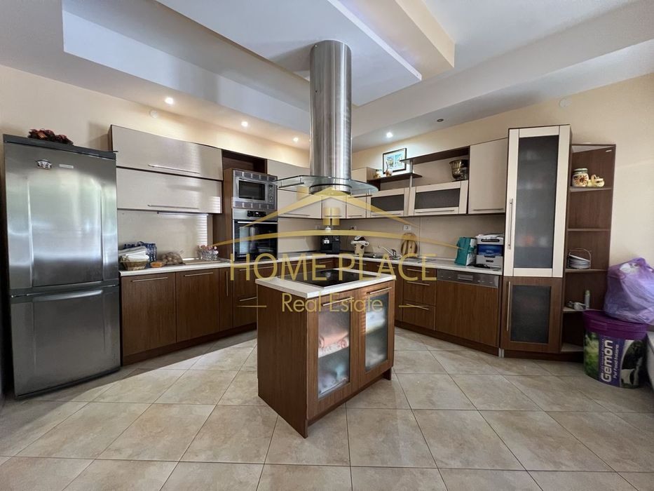 Продава се Къща в с. Болярци, Област Варна - 340 кв.м за 743 €/кв.м - Снимка #11