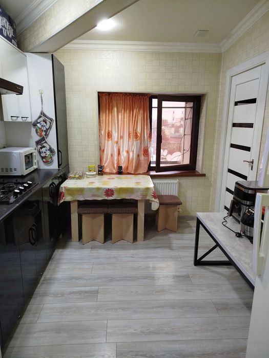 Продаётся мансарда.Партьезд