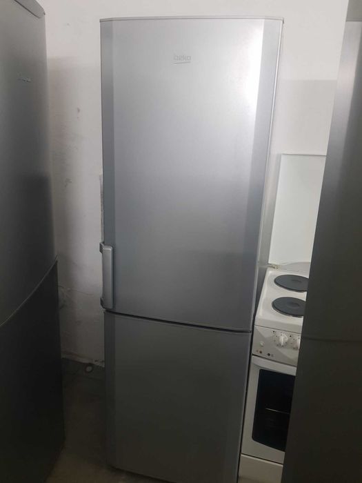 Хладилник с фризер Beko