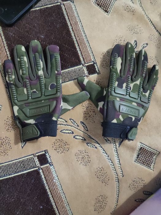 Продам перчатки для детей