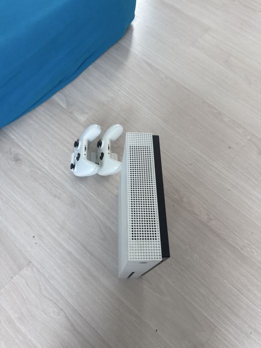 X BOX в хорошем виде