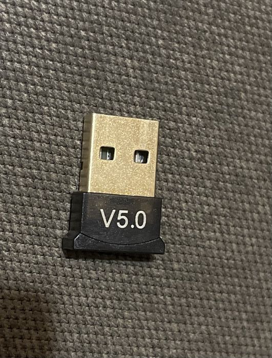Bluetooth-адаптер (USB-ключ) версии 5.0