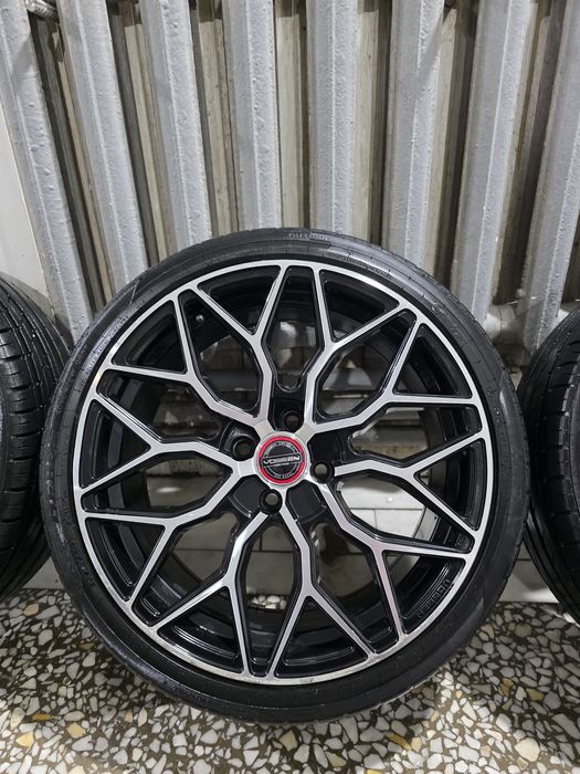Диски 17 Vossen hf 2 r17. 4:100.  4:98