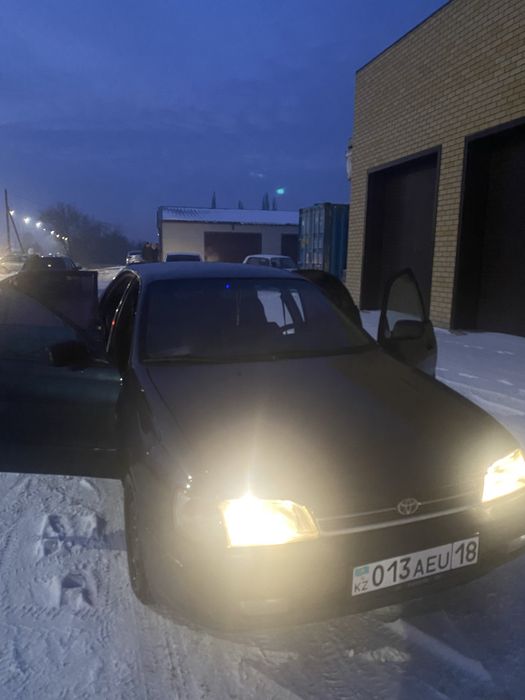 Toyota Carina E