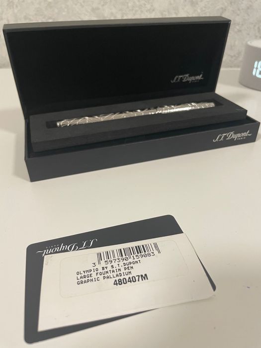 Коллекционная ручка S. T. Dupont