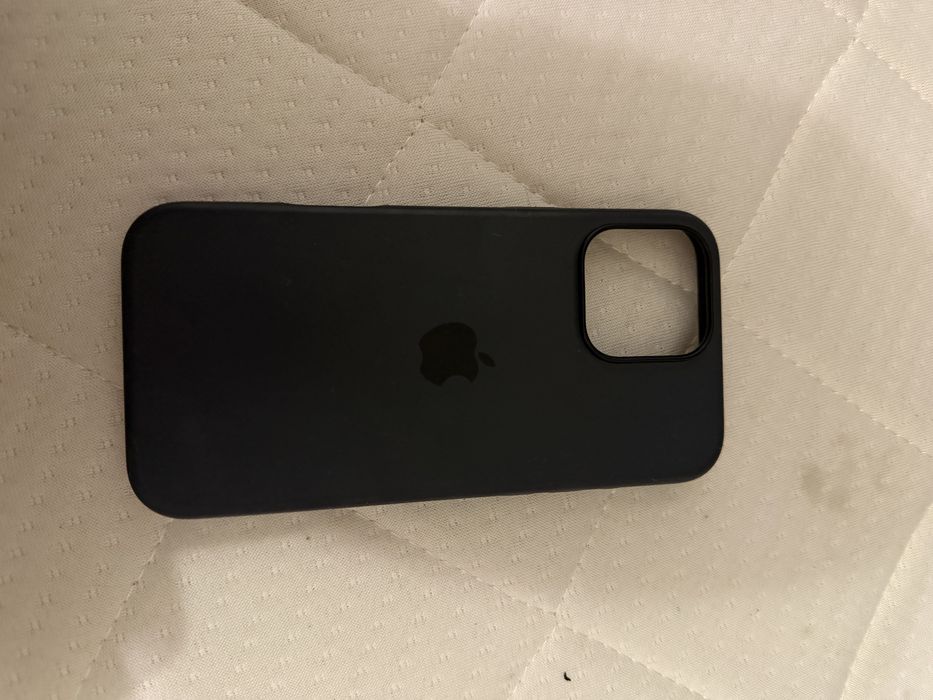 Чехол на iphone 16 pro max с magsafe черный