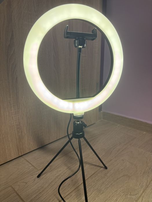 Ринг лампа със стойка за снимки и видеа  – Перфектна светлина