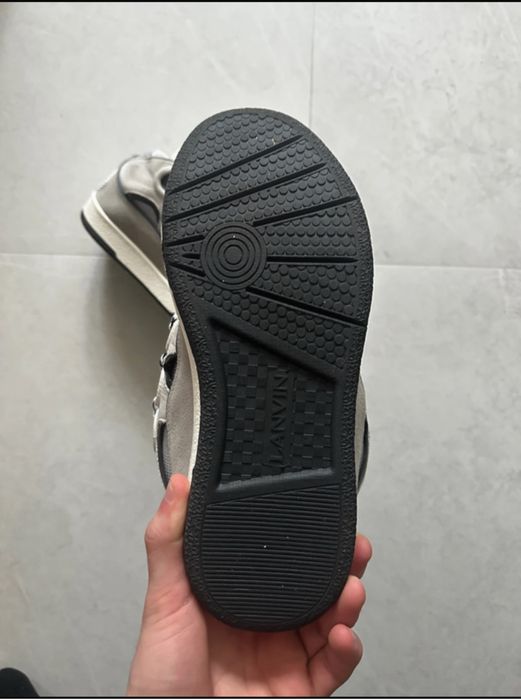 Lanvin Curb