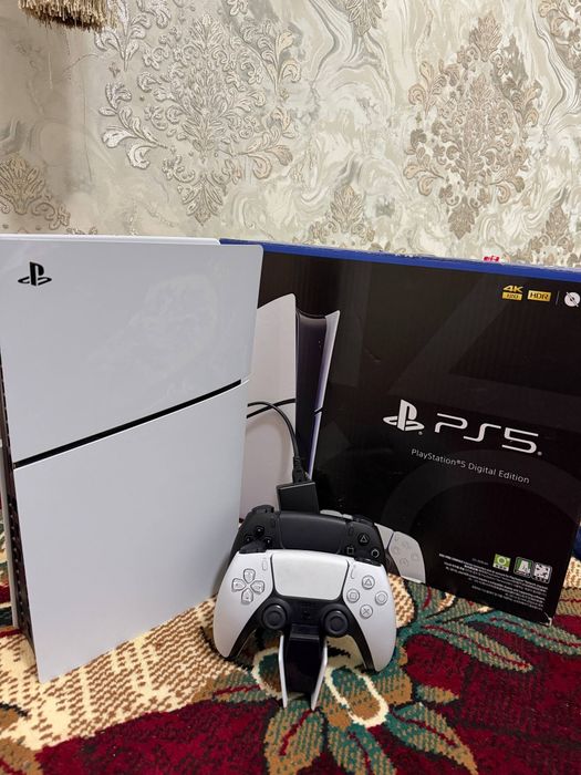 Play station 5. Holati alo darajada