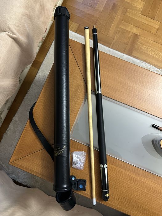 Разглобяема щека за билярд 2 части 145 см 19oz и тръбен калъф Laperti