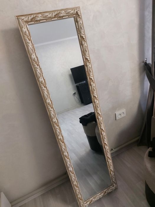 Зеркало декоративное