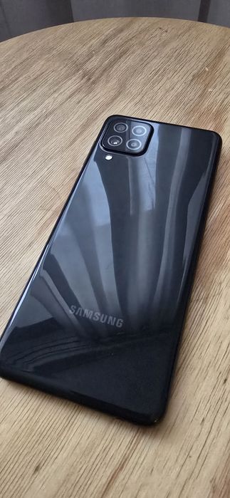 Samsung A03  продам Samsung А022 красного цвета в отличном состоянии
