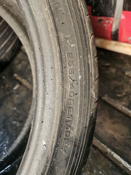 255 40 21 vara goodyear