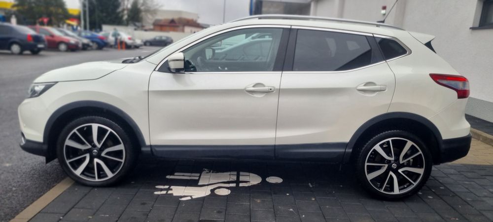 Nissan Qashqai 1.6 diesel, Automat ,Euro 6,Proprietar, model Tekna +
