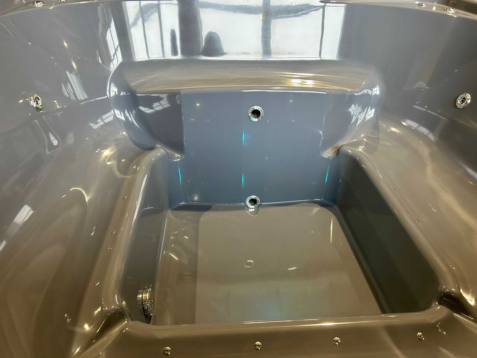 Ciubar Jacuzii Quadro Fibra de sticla