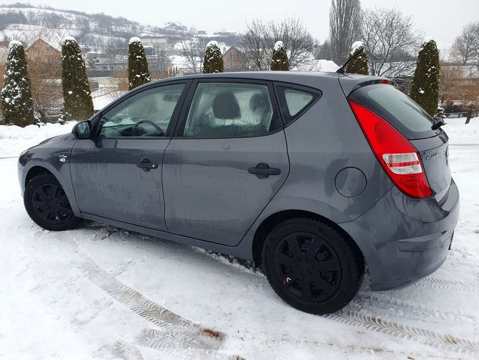 *Hyundai i30 facelift*1.4benzina*109cai*2010*euro4*germania toll adusa