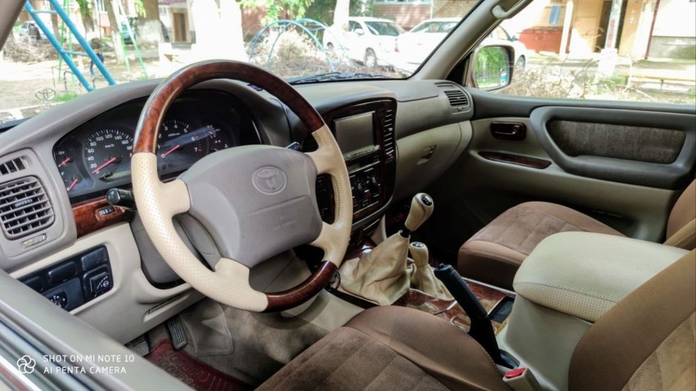 продам Toyota Land Cruiser UZJ100