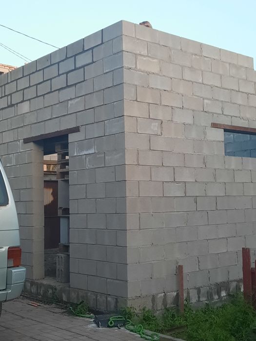 Строитель каменщик