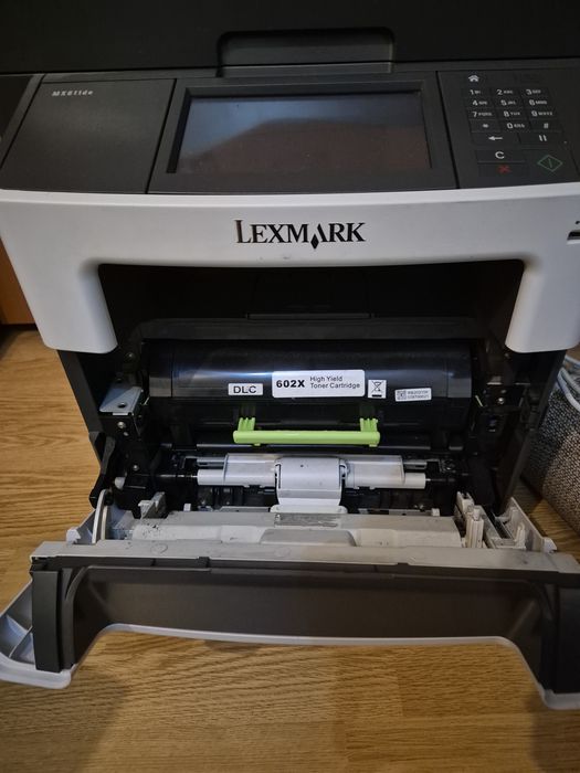 Lexmark MX611de – imprimantă laser multifuncțională