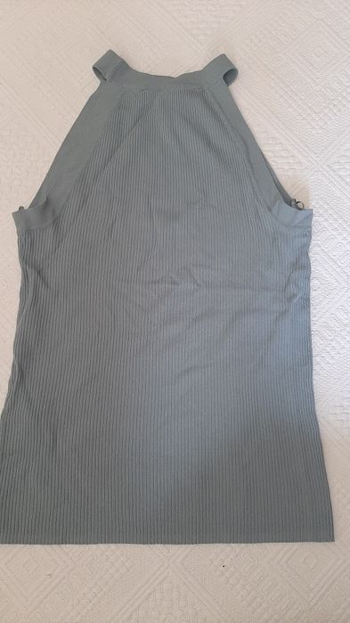 Top Zara marimea XS,purtat o data,impecabil