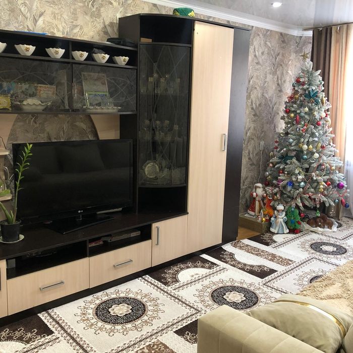 Продам 2 ком квартиру,ленинградка