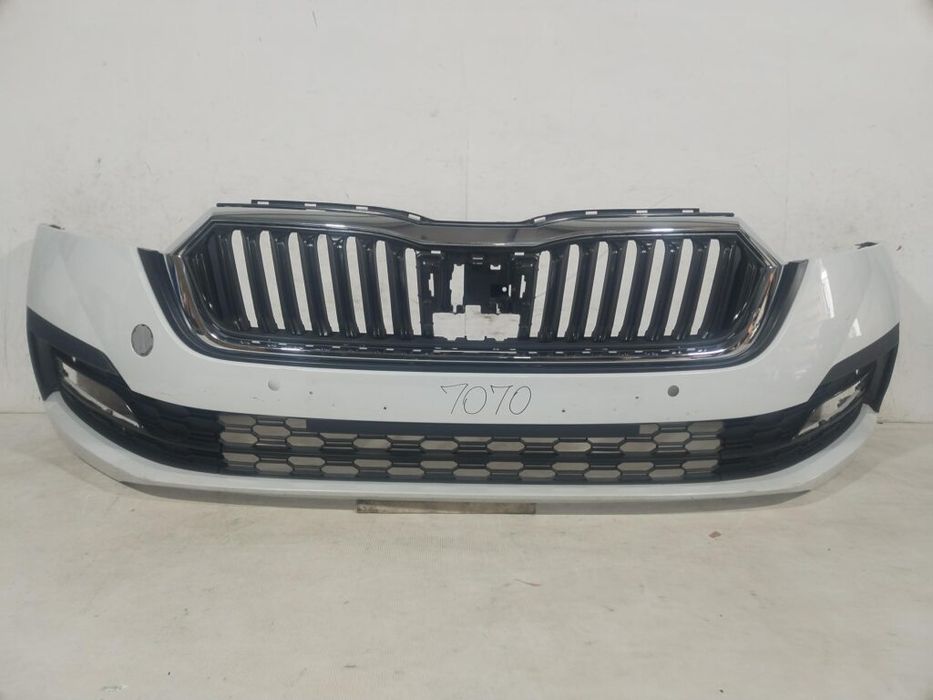 Bara fata Skoda Octavia 4, 2020, 2021, 2022, 2023, 2024, cod origine OE 5E3807221.