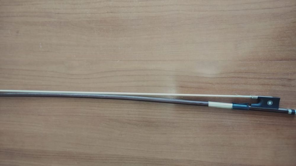 Смычок для музыкальный инструментов