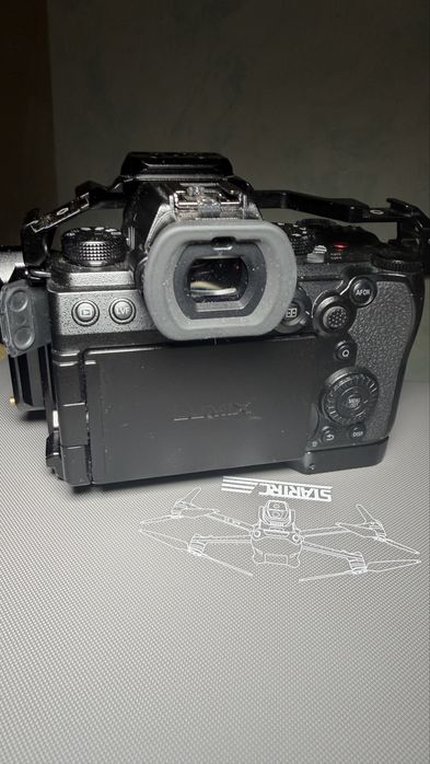 Panasonic lumix S5IIx + 3 обектива