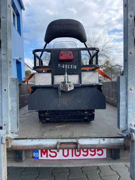 Snowmobil Polaris INDY LX