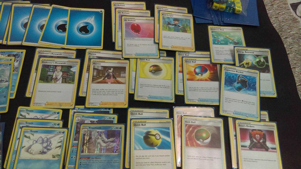 Pachet Pokemon Inteleon Vmax