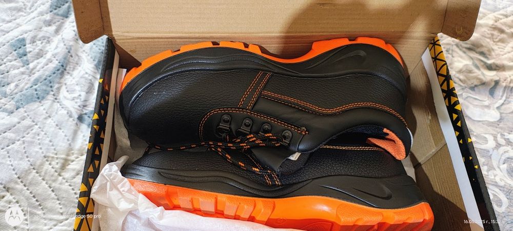 Работни обувки 40