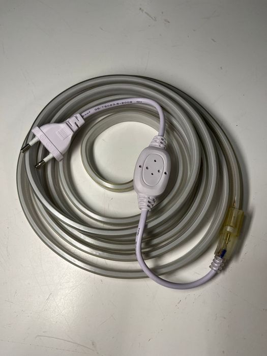 Banda Led waterproof 3 metrii pentru bucatarie etc