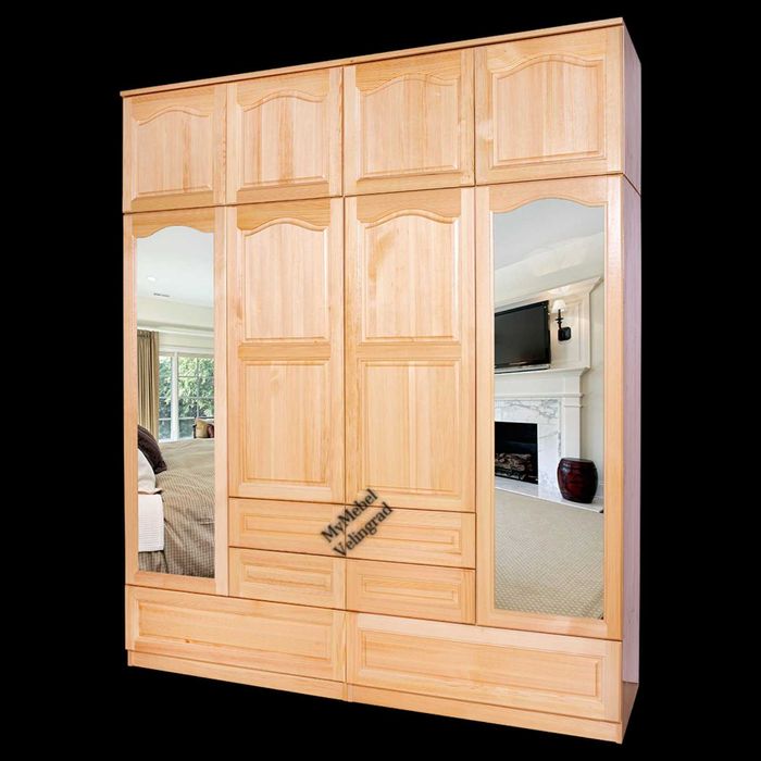 Гардероби от масив, производител