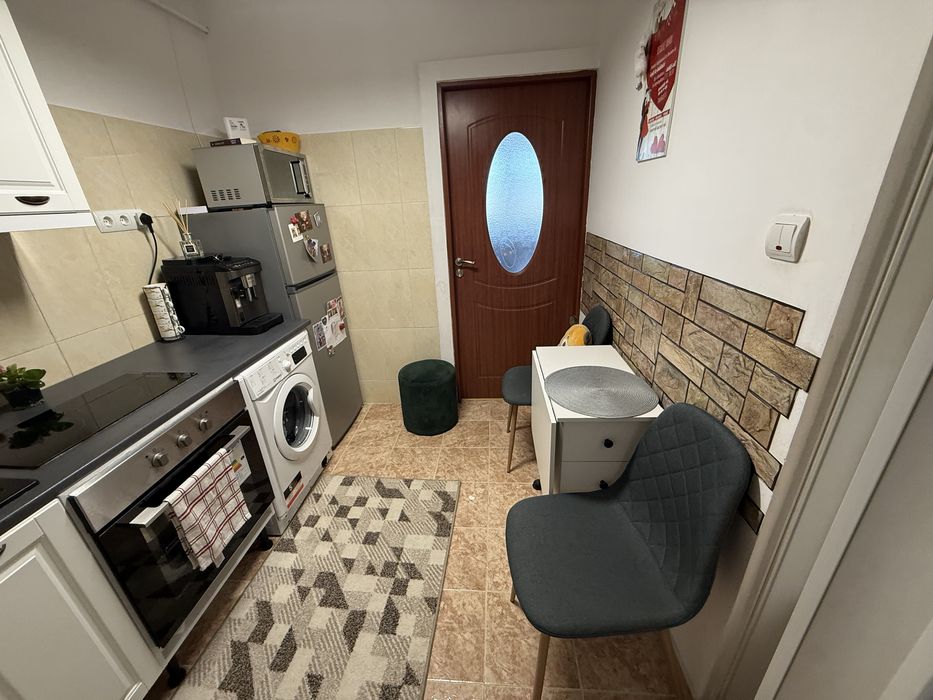 Vand, garsoniera  etajul 4