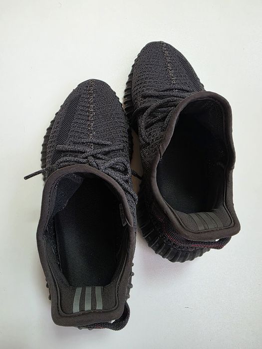 Adidas Yeezy Boost 41 1/3 de bărbați