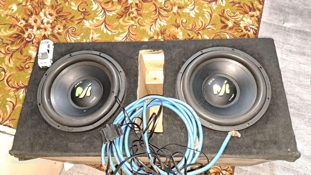 Продам сабвуфер мощный