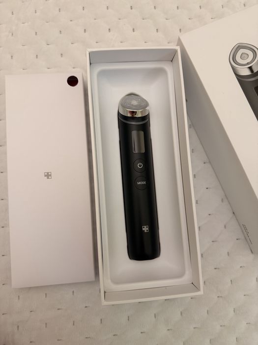 Medicube Age-R booster pro