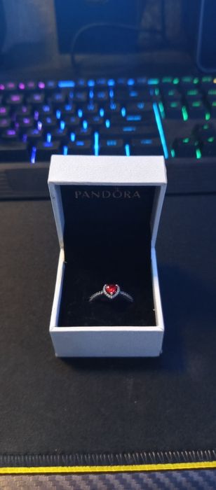 Пръстен на Pandora