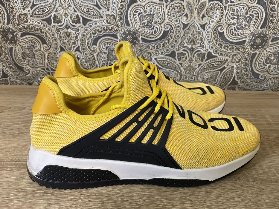 Кроссовки Icono