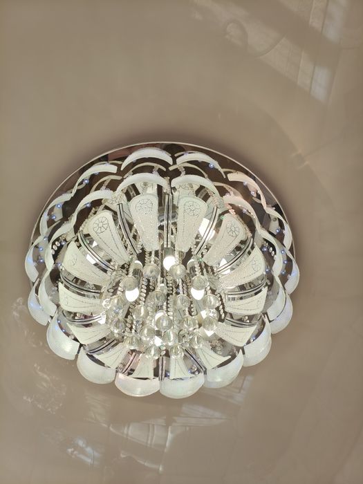 Люстра   круглая